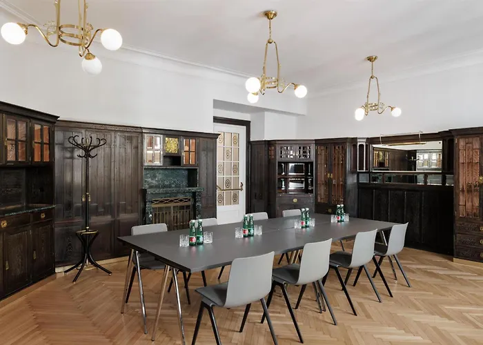 Astoria , Curio Collection By HiltonHotel Wien